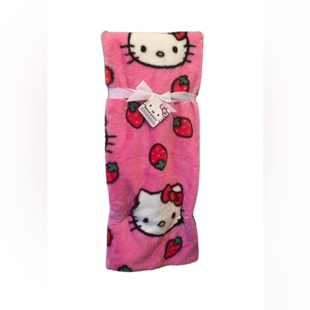 Hello kitty blanket